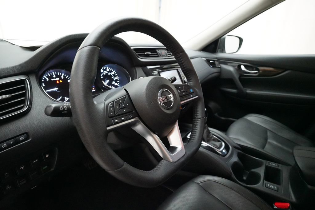 Used 2019 Nissan Rogue SL image 8