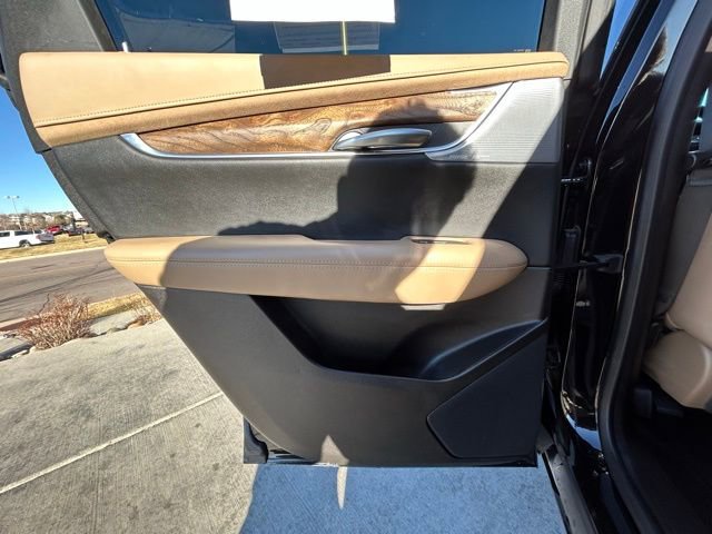 Used 2023 Cadillac XT5 Premium Luxury w/ Platinum Package image 23