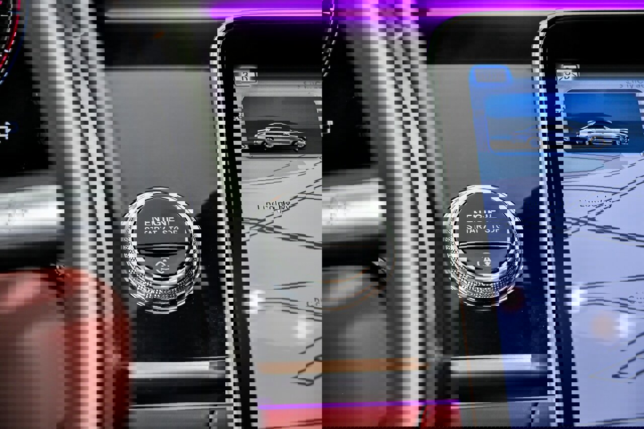 Used 2024 Mercedes-Benz S 580 4MATIC Sedan image 31