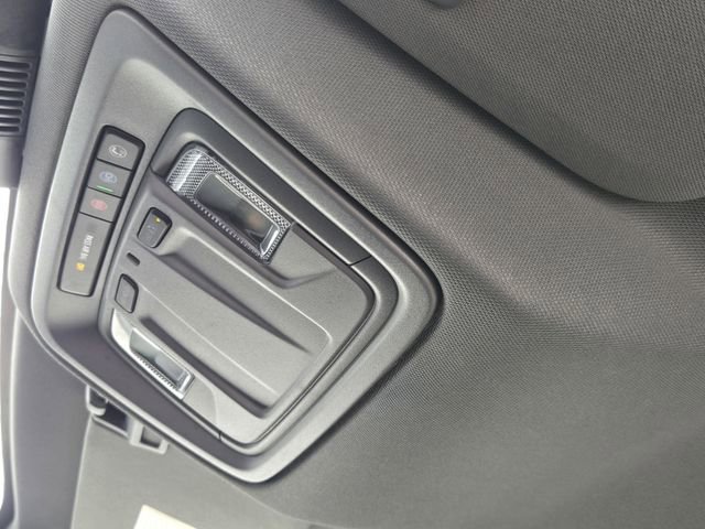 Used 2023 Chevrolet Silverado 1500 LT AWD/4WD image 25