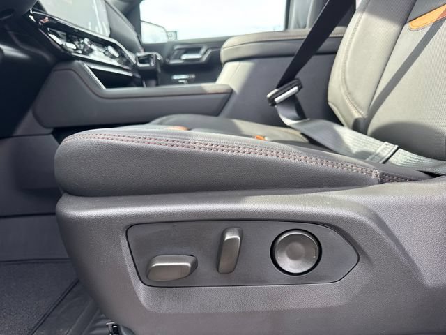 New 2026 GMC Sierra 1500 AT4 w/ AT4 Premium Package AWD/4WD image 14