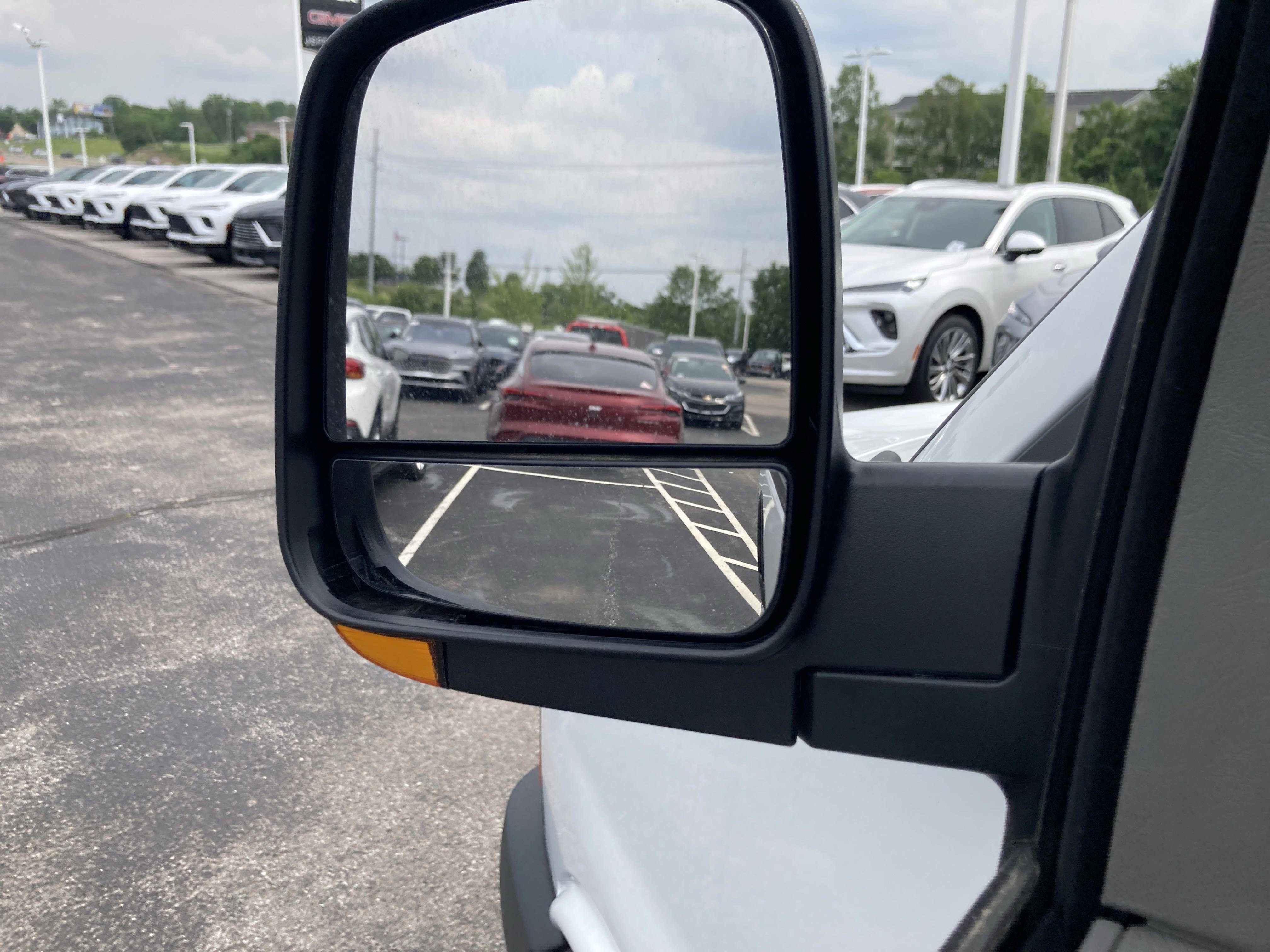 New 2025 GMC Savana 3500 w/ Power Convenience Package image 33