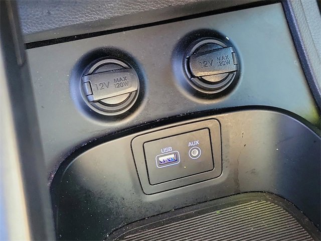 Used 2018 Hyundai Santa Fe Limited w/ Cargo Package image 24