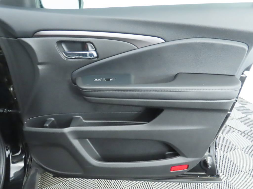 Used 2022 Honda Pilot Sport image 26