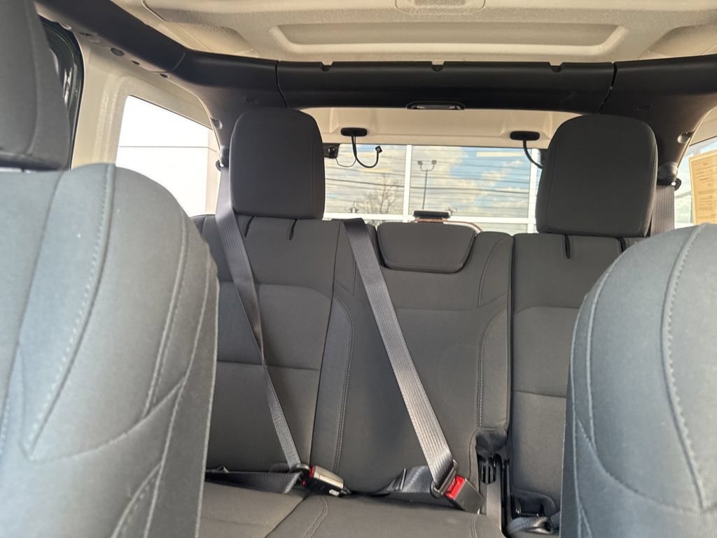 Used 2021 Jeep Wrangler Unlimited Sport AWD/4WD image 29