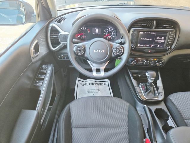 Used 2022 Kia Soul LX w/ Technology Package image 11