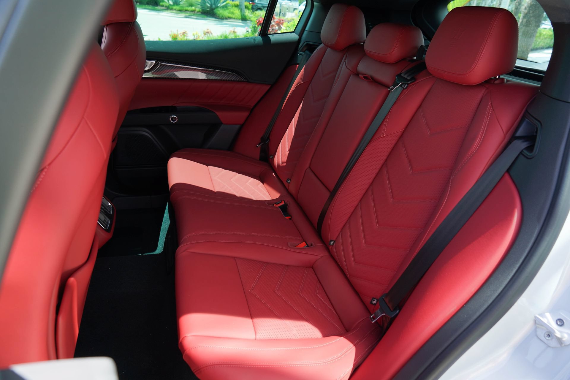 Used 2025 Maserati Grecale Modena AWD/4WD image 11