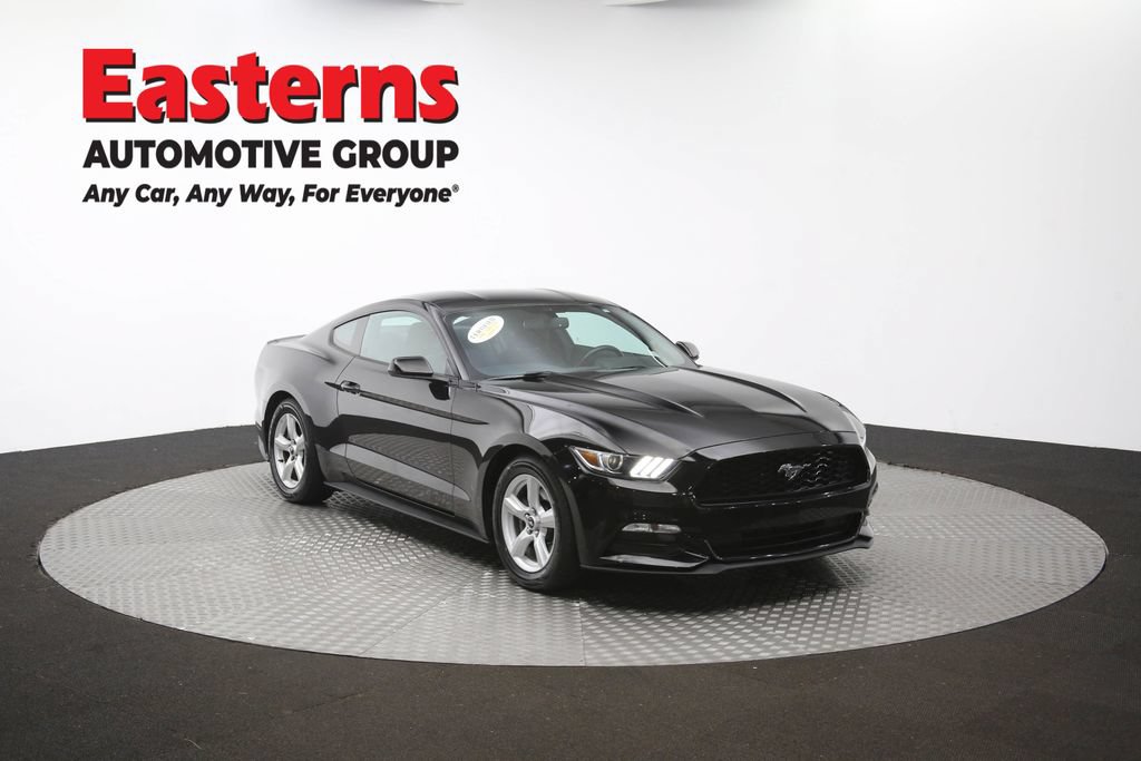 Used 2017 Ford Mustang Coupe RWD image 46