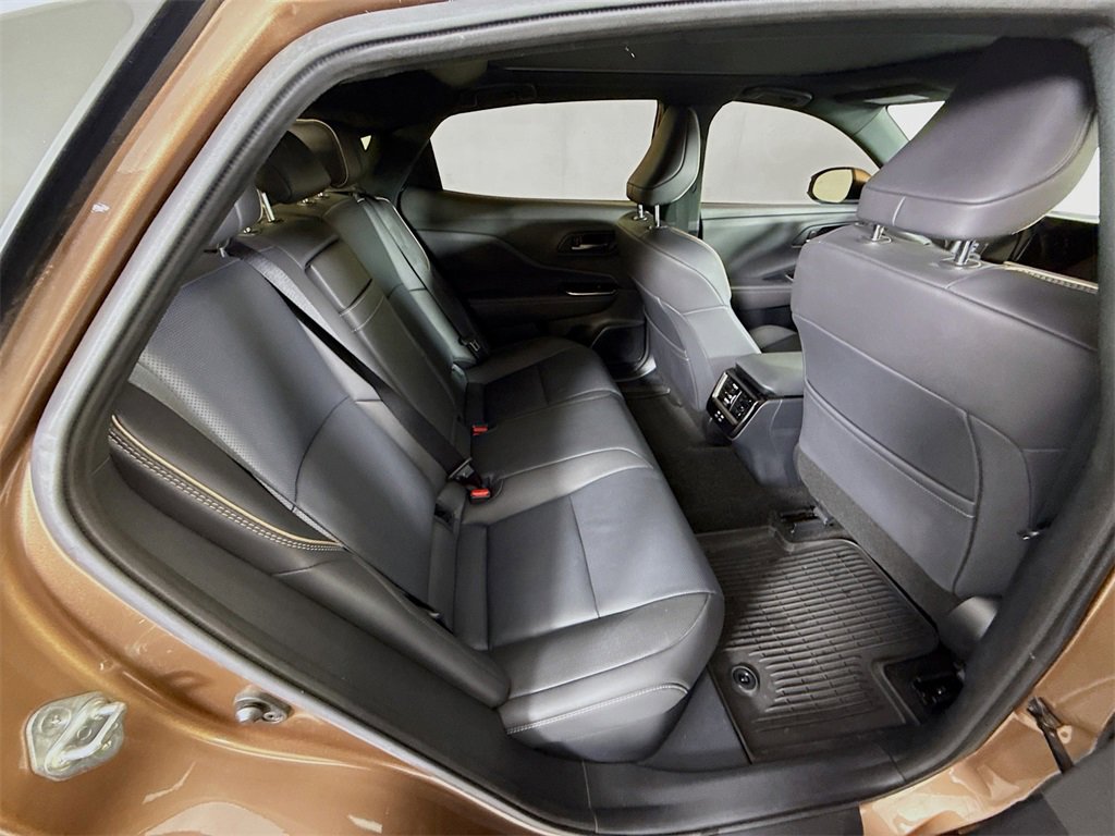 Used 2025 Toyota Crown Platinum image 27