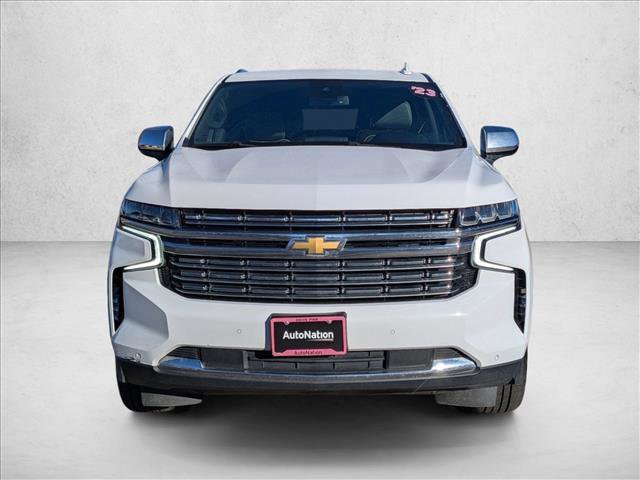 Used 2023 Chevrolet Suburban Premier image 2
