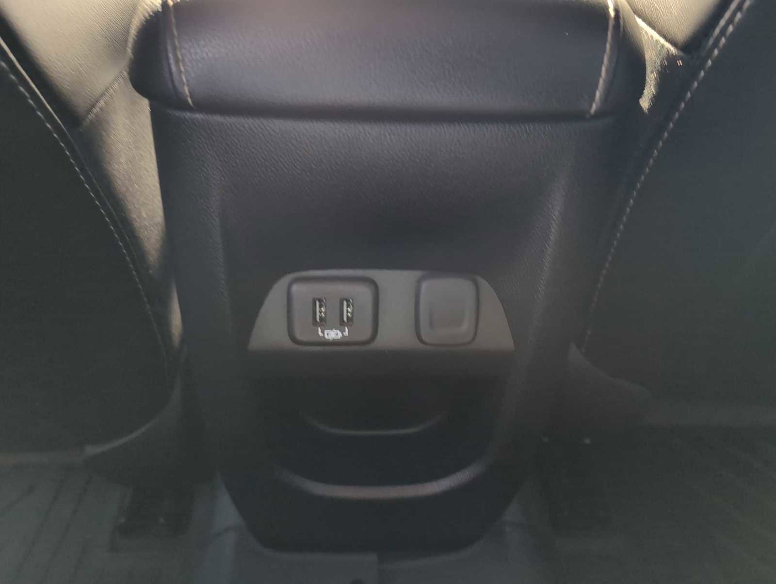 Used 2021 GMC Canyon Denali image 20