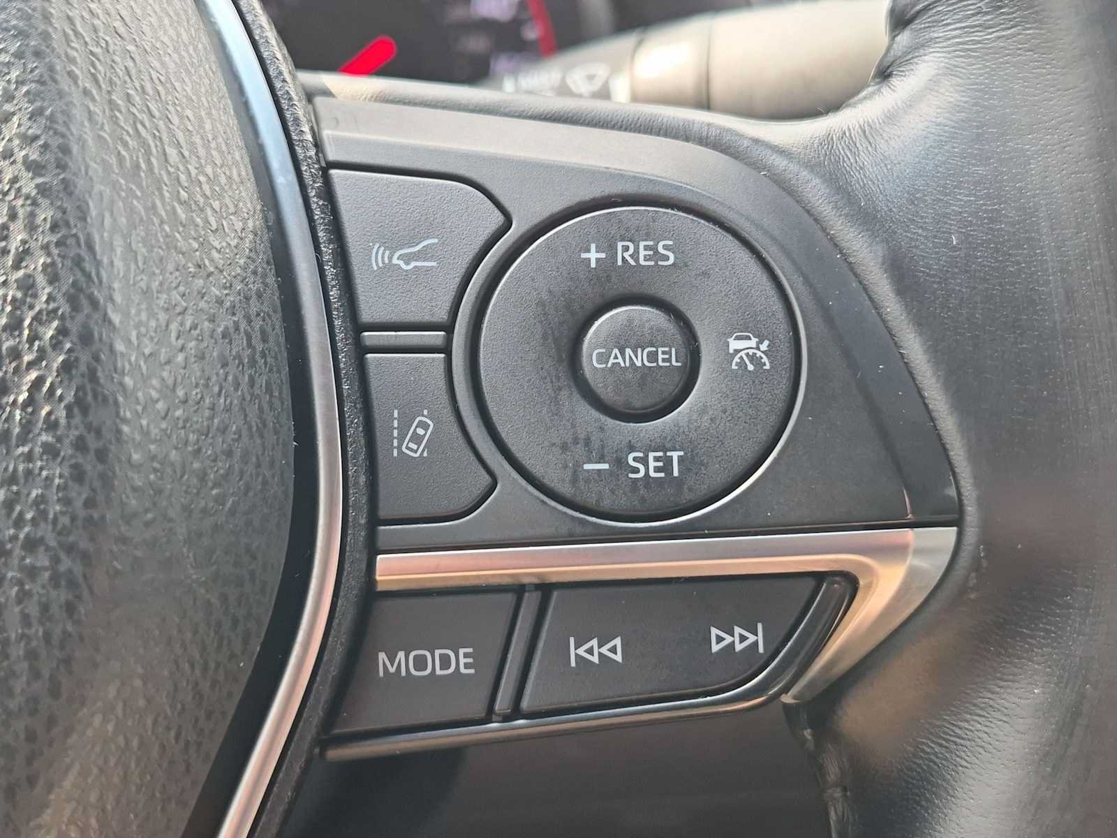 Used 2018 Toyota Camry XSE w/ Driver Assist Package FWD image 27