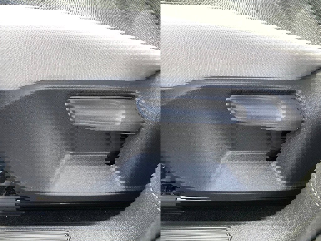 New 2025 Volkswagen Taos S image 14