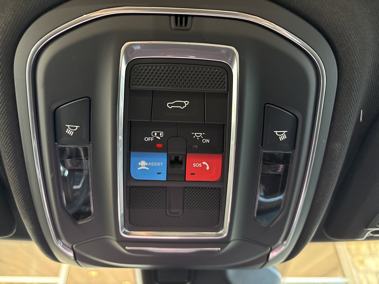 New 2026 Jeep Grand Cherokee Altitude RWD image 20