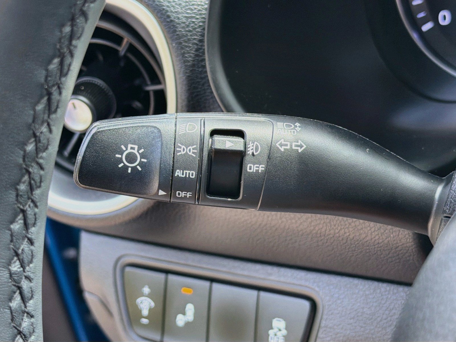 Used 2023 Kia Forte GT-Line FWD image 20