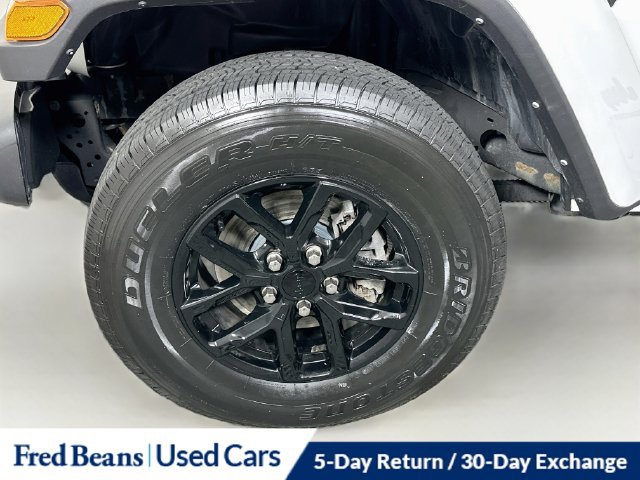 Used 2023 Jeep Gladiator Sport AWD/4WD image 36