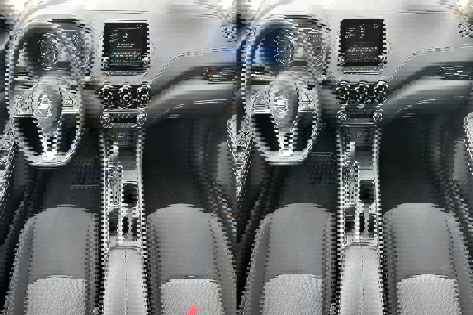 Used 2024 Nissan Sentra SV image 3