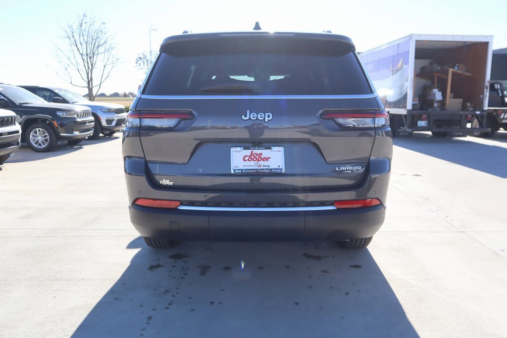 New 2025 Jeep Grand Cherokee L Laredo image 21
