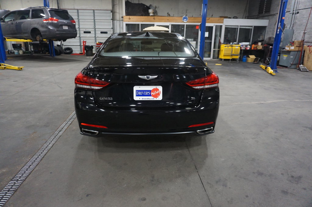 Used 2015 Hyundai Genesis 3.8 w/ Option Group 03 RWD image 20