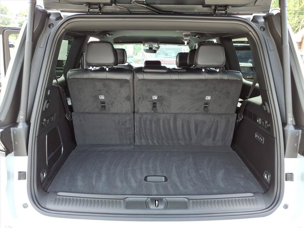 New 2026 Jeep Grand Wagoneer Limited w/ 8-Passenger Seating Package AWD/4WD image 15