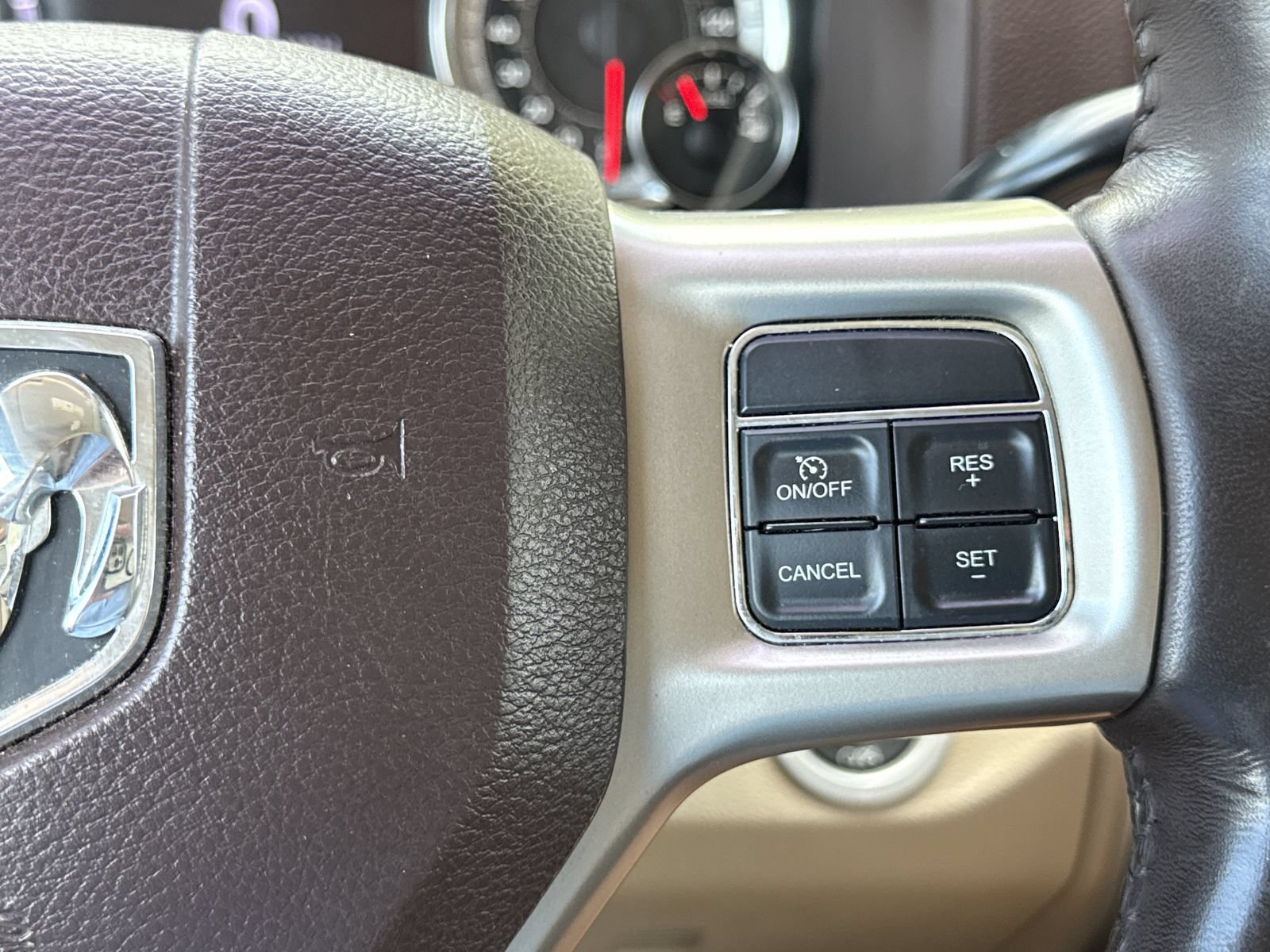 Used 2017 RAM 3500 Laramie AWD/4WD image 19