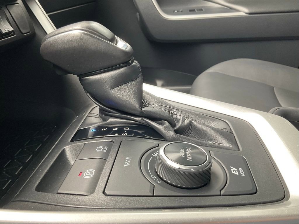 Used 2024 Toyota RAV4 XLE Premium image 64