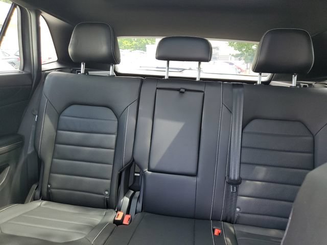 Certified 2024 Volkswagen Atlas Cross Sport SEL AWD/4WD image 11