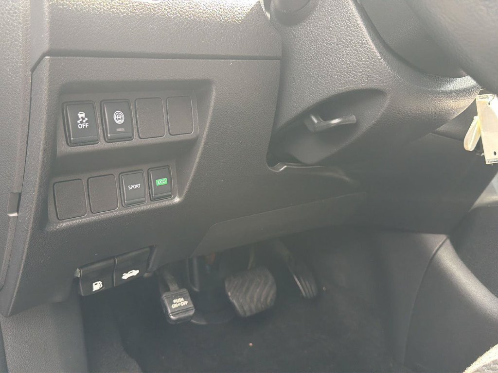 Used 2021 Nissan Rogue Sport S FWD image 9