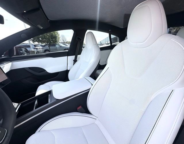 Used 2023 Tesla Model S Plaid AWD/4WD image 18