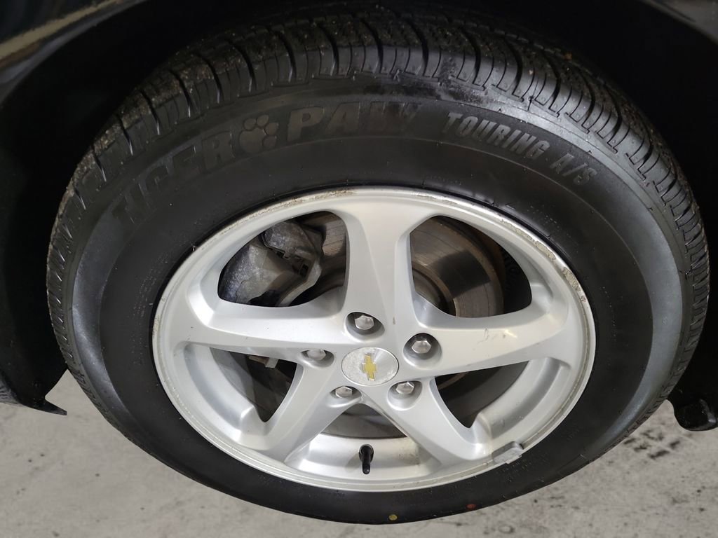 Used 2016 Chevrolet Malibu LS image 9