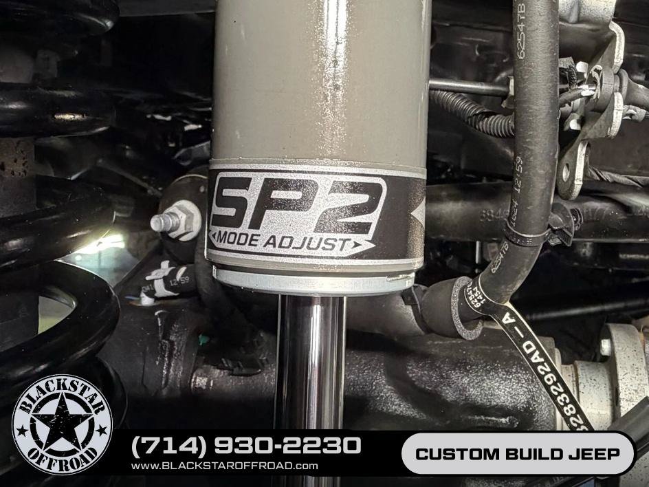 Used 2025 Jeep Wrangler Unlimited Rubicon AWD/4WD image 27
