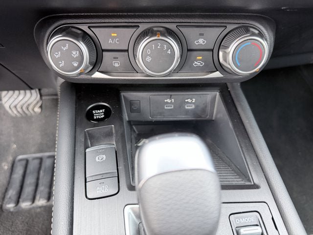 Certified 2025 Nissan Kicks SV image 13