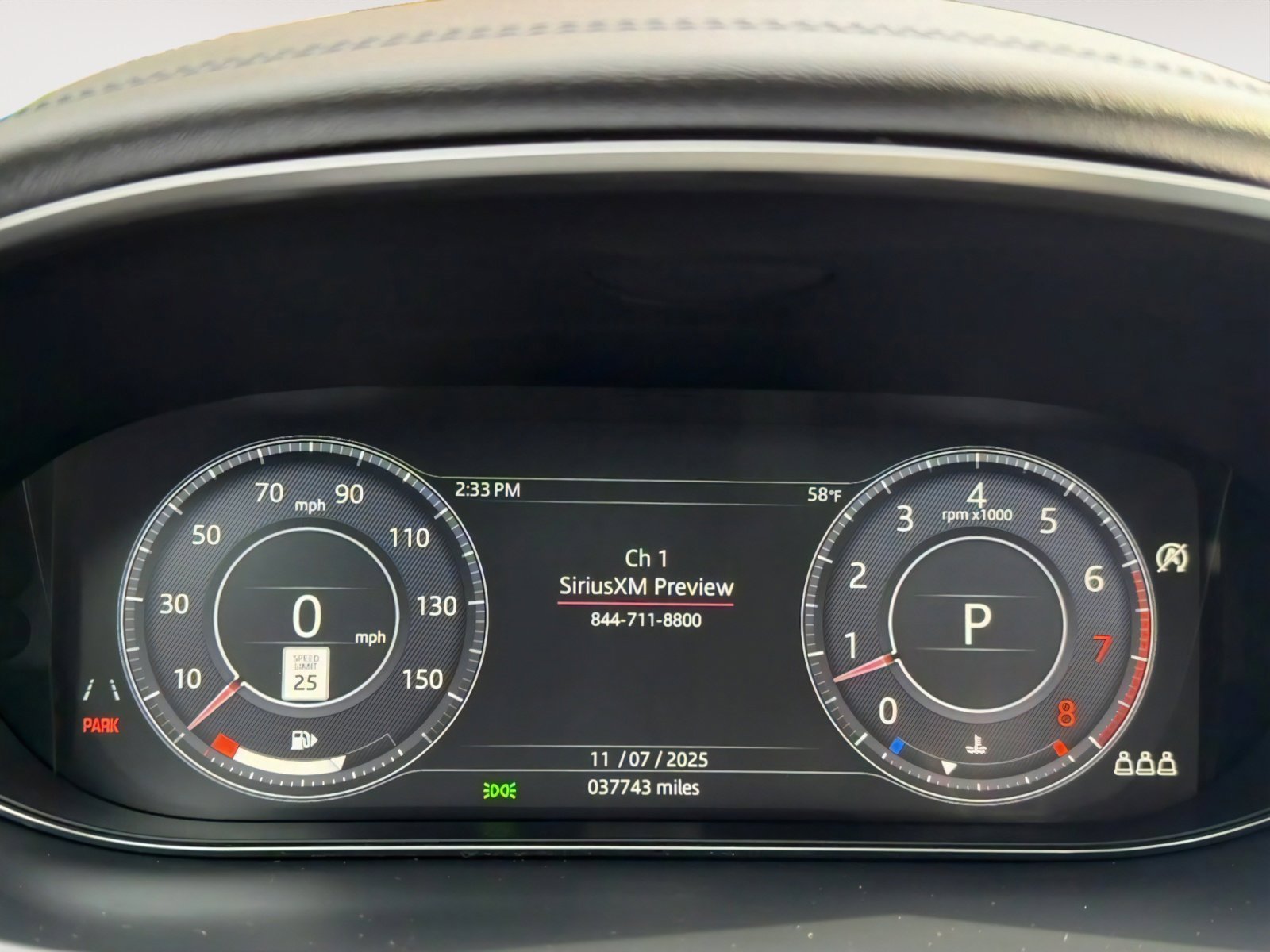 Used 2020 Jaguar E-PACE SE image 13