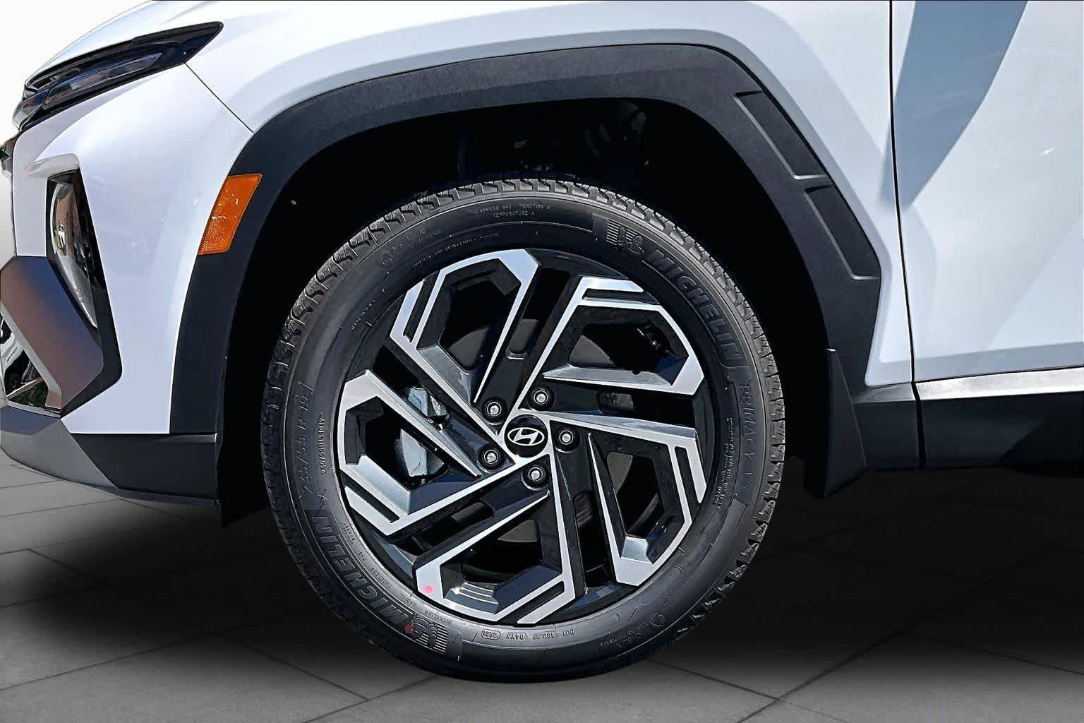 New 2026 Hyundai Tucson SEL Plus AWD/4WD image 9