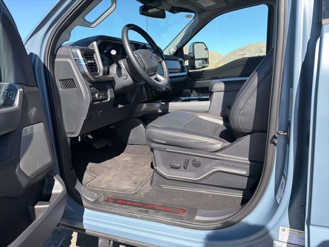 Used 2024 Ford F250 Lariat w/ Lariat Ultimate Package AWD/4WD image 19