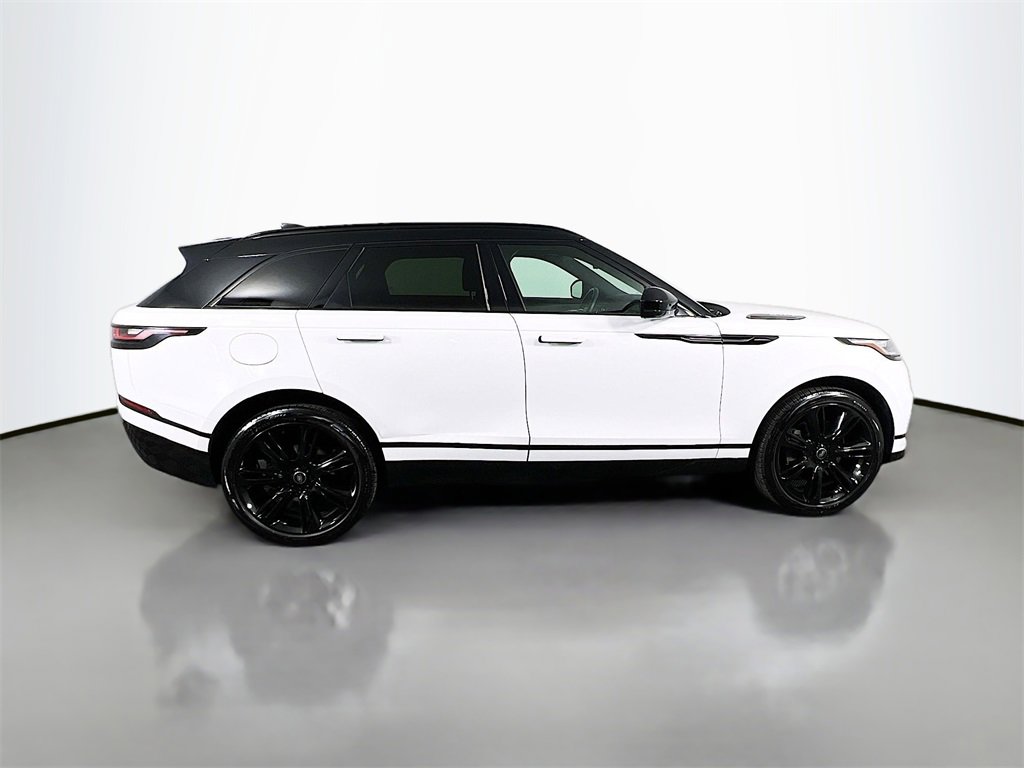 Used 2023 Land Rover Range Rover Velar HST image 4