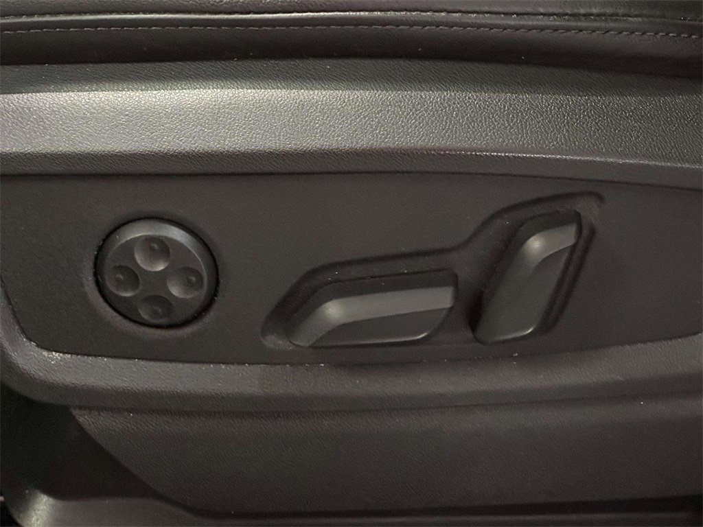 Used 2023 Audi Q5 2.0T Premium Plus w/ Premium Plus Package image 10