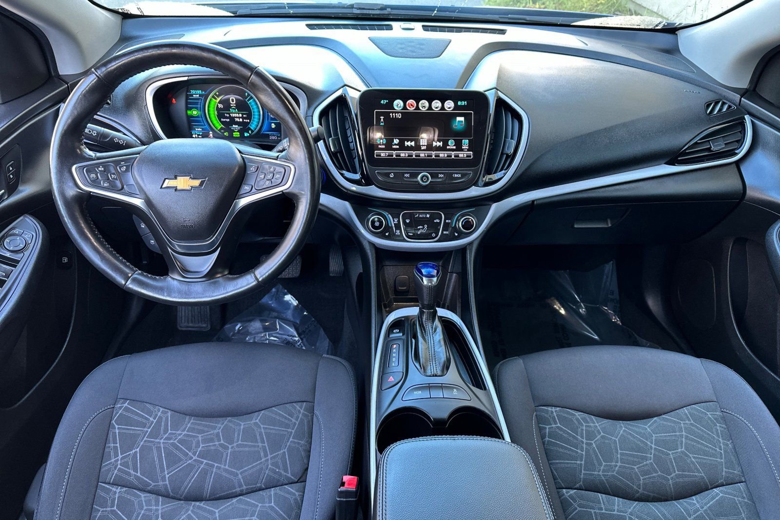 Used 2018 Chevrolet Volt LT w/ Comfort Package image 14