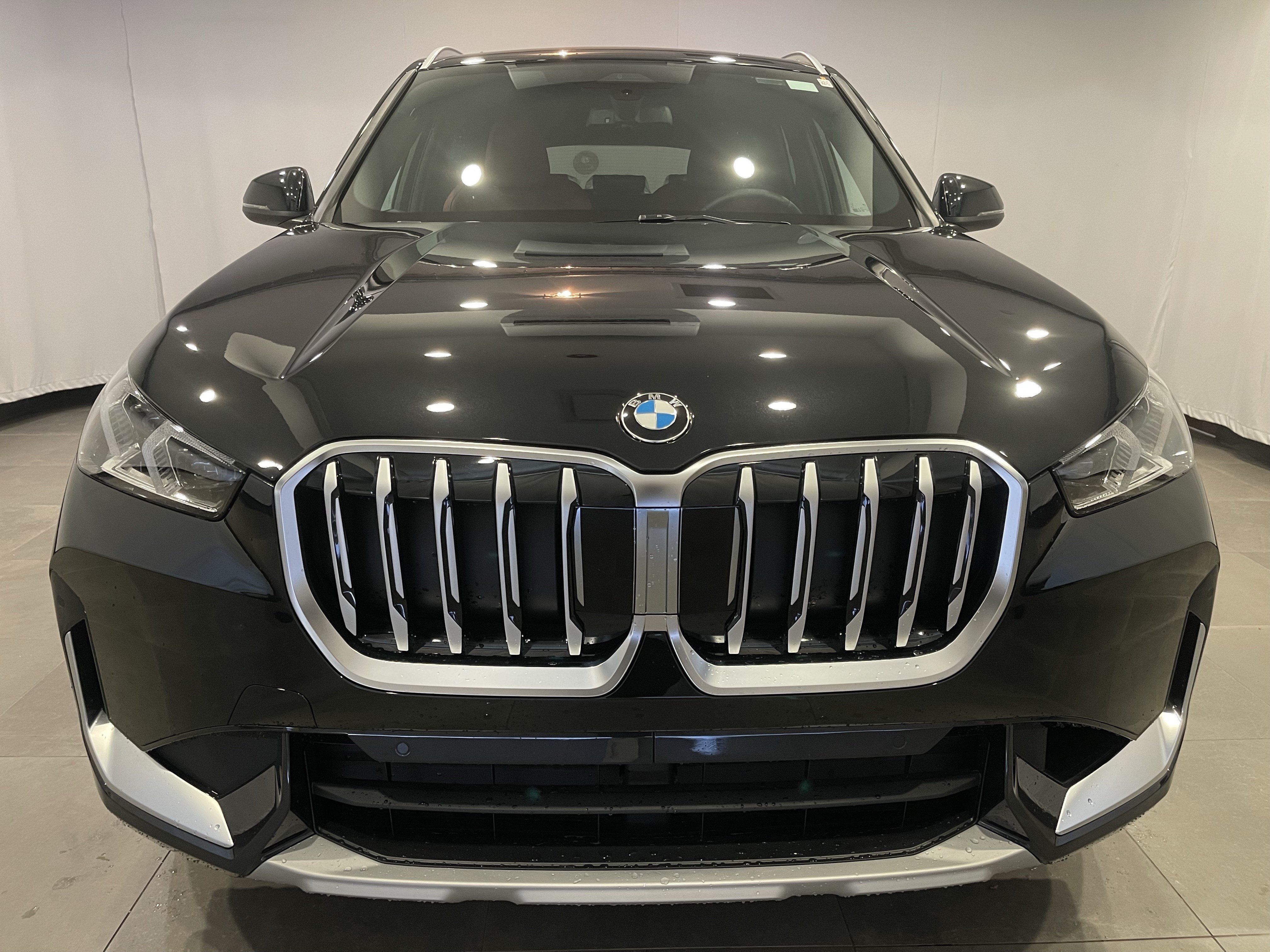 New 2026 BMW X1 xDrive28i w/ Convenience Package AWD/4WD image 2