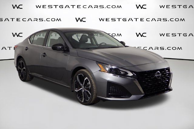 Used 2024 Nissan Altima 2.5 SR FWD image 36