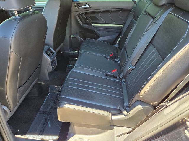 Used 2023 Volkswagen Tiguan SE R-Line FWD image 14