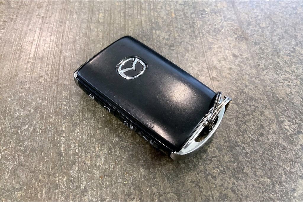 Used 2020 MAZDA MAZDA6 Touring image 11