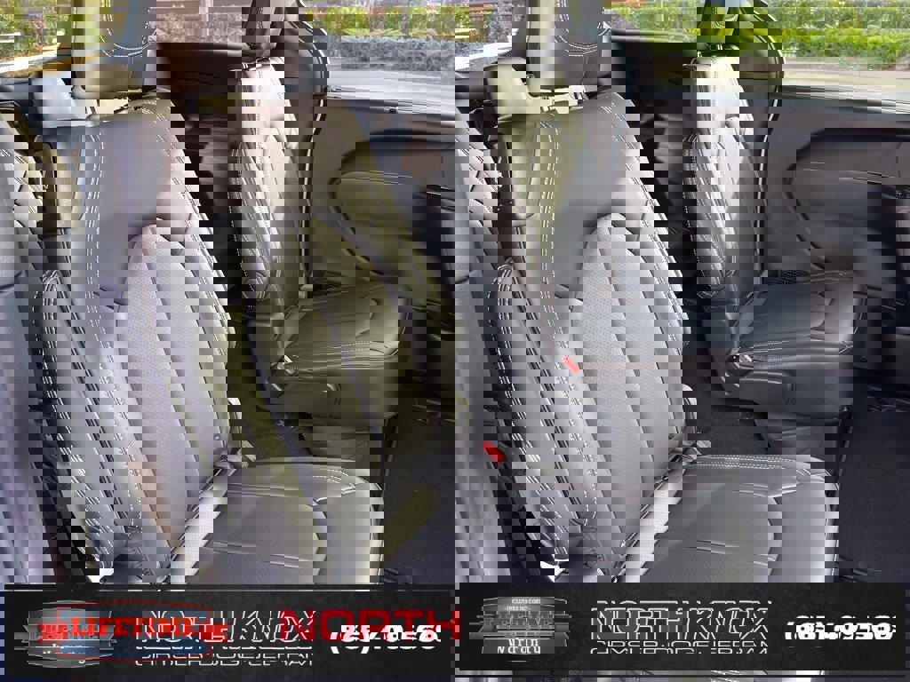 New 2026 Chrysler Voyager LX image 25