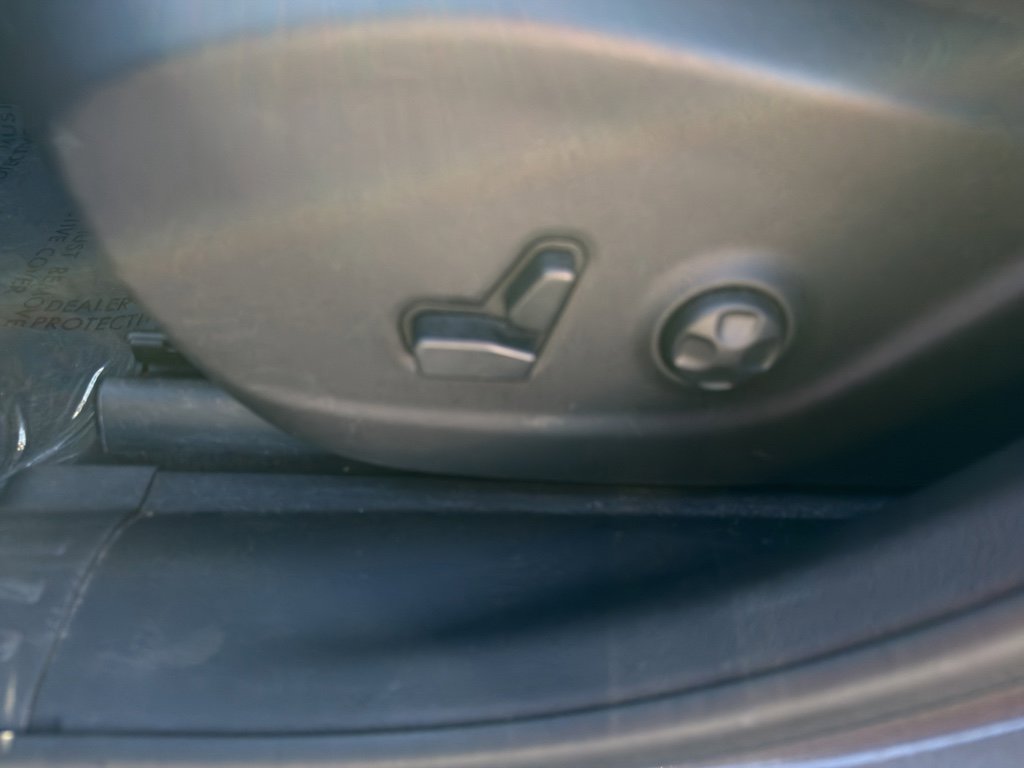 Used 2021 Jeep Cherokee Latitude Plus image 13