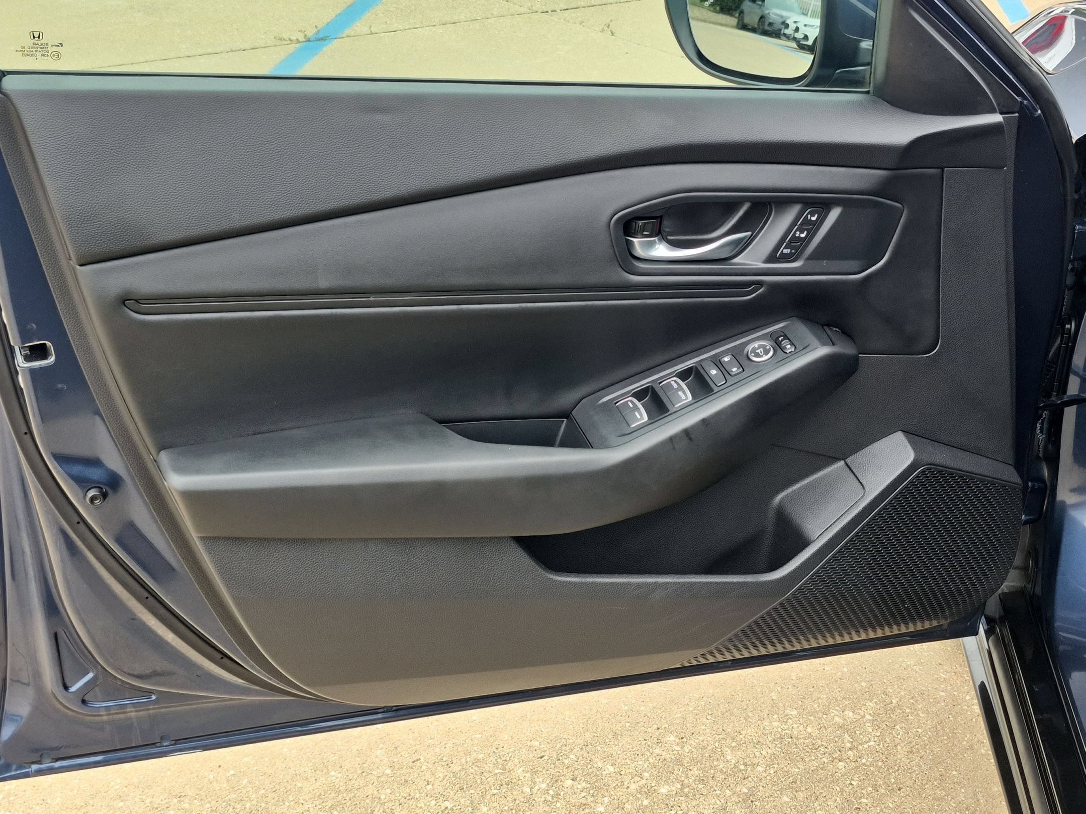 Used 2025 Honda Accord EX-L image 12