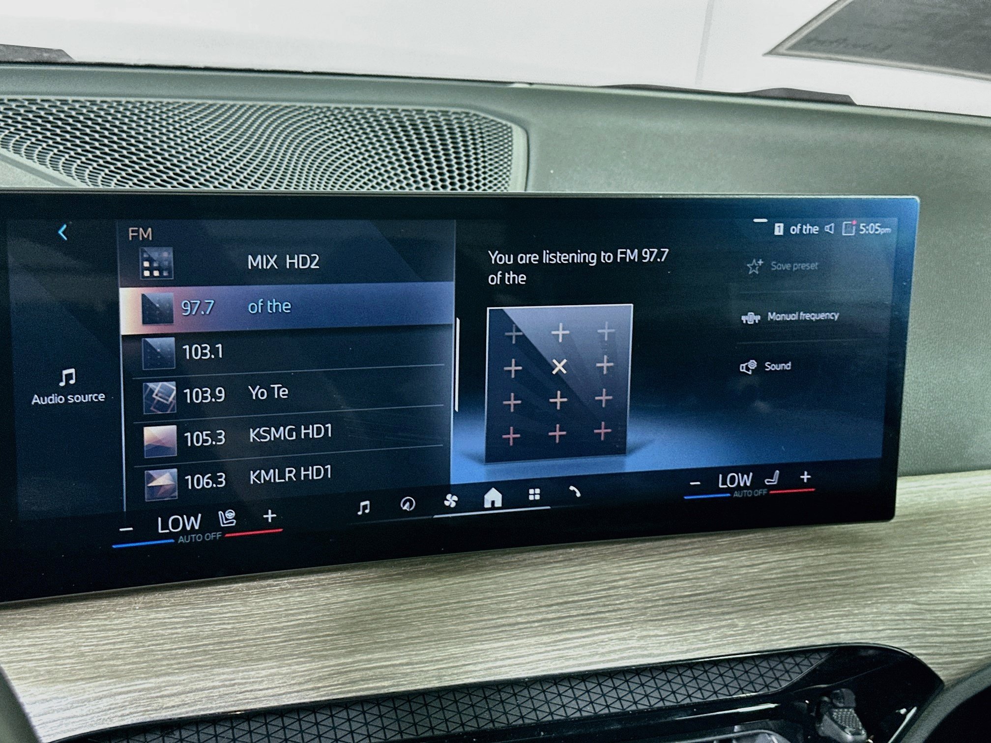 Used 2025 BMW 430i Coupe w/ Premium Package RWD image 19