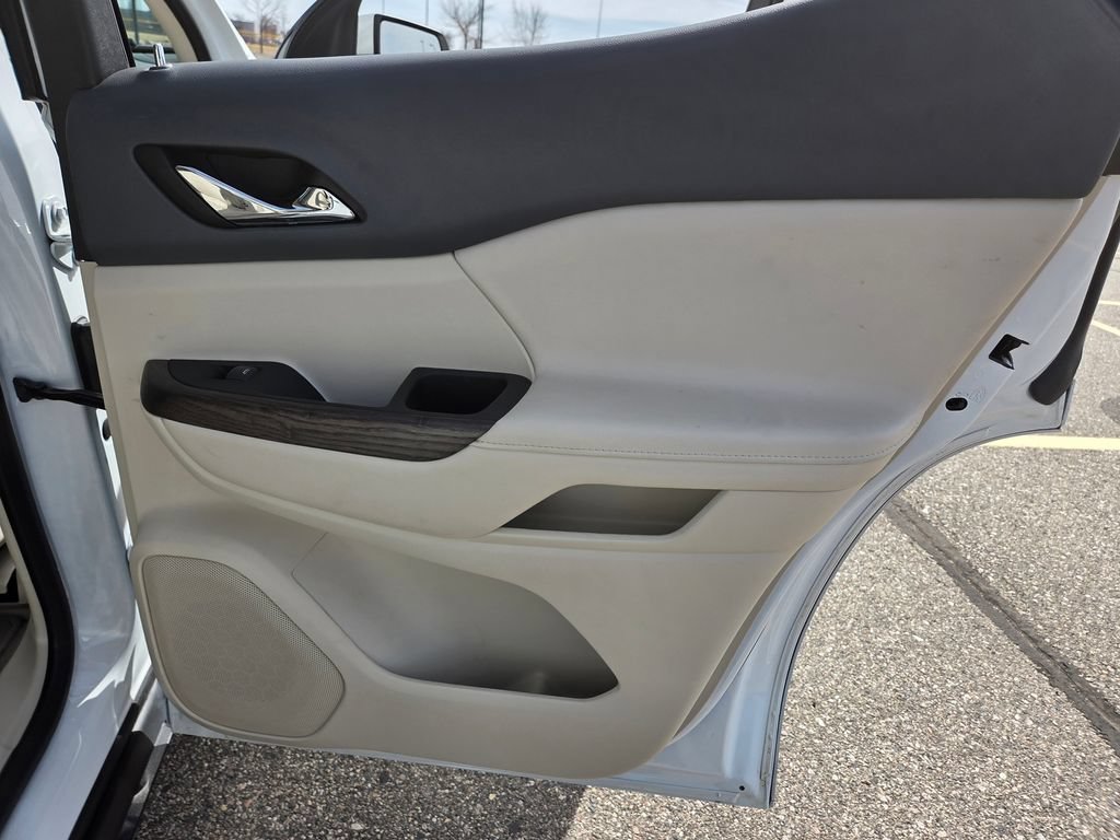 Used 2023 GMC Acadia Denali AWD/4WD image 48