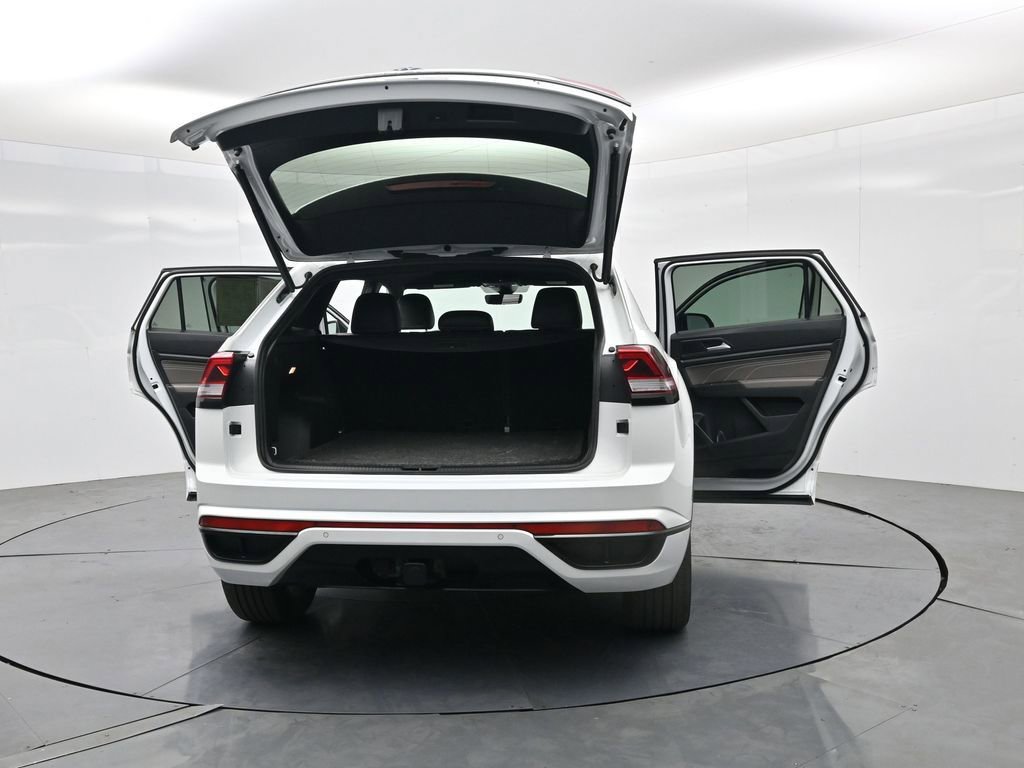 Used 2023 Volkswagen Atlas Cross Sport SEL R-Line image 3
