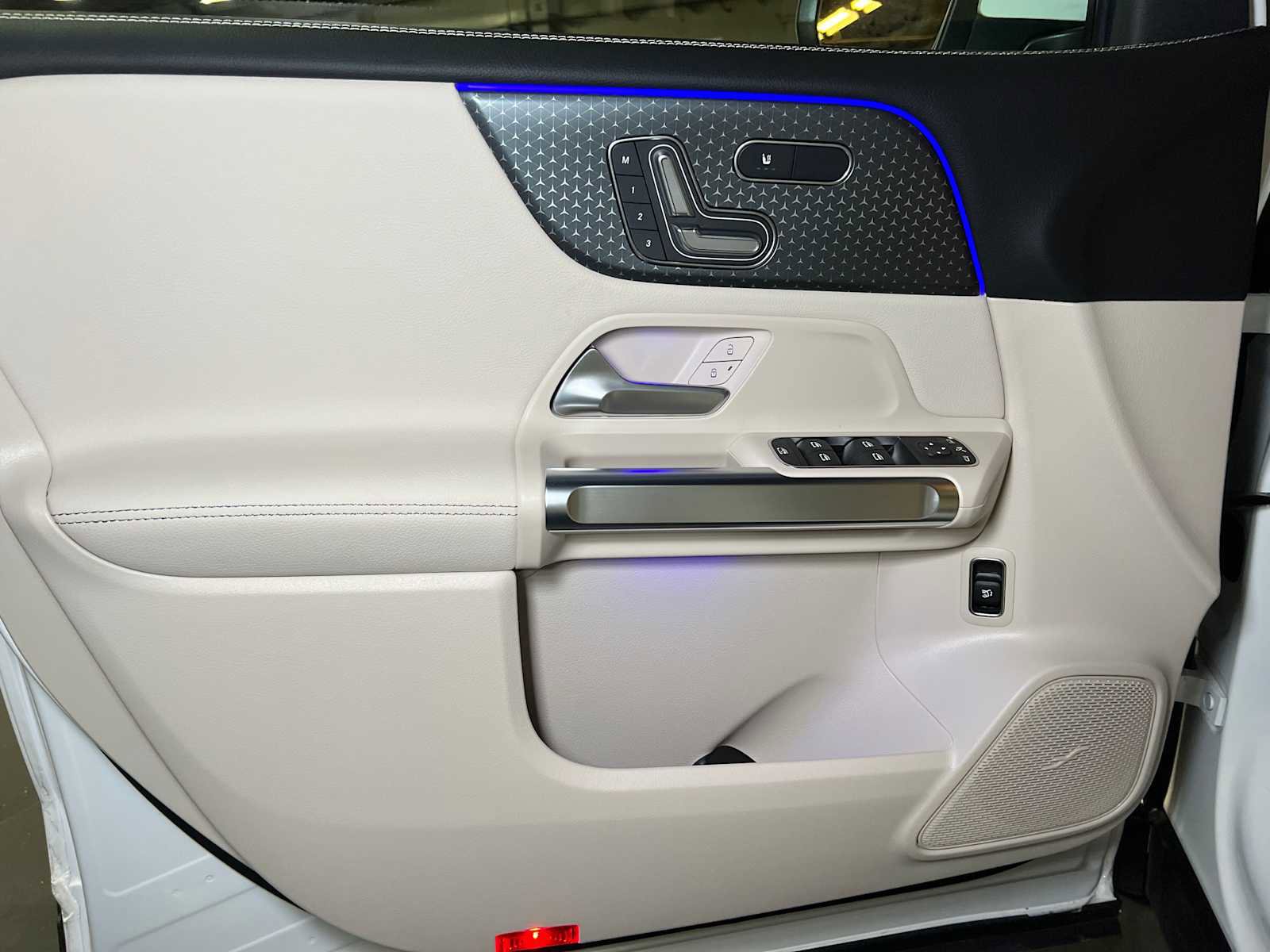 Certified 2025 Mercedes-Benz GLB 250 GLB 250 image 19