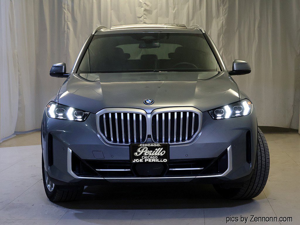 Used 2025 BMW X5 xDrive50e w/ Premium Package image 5
